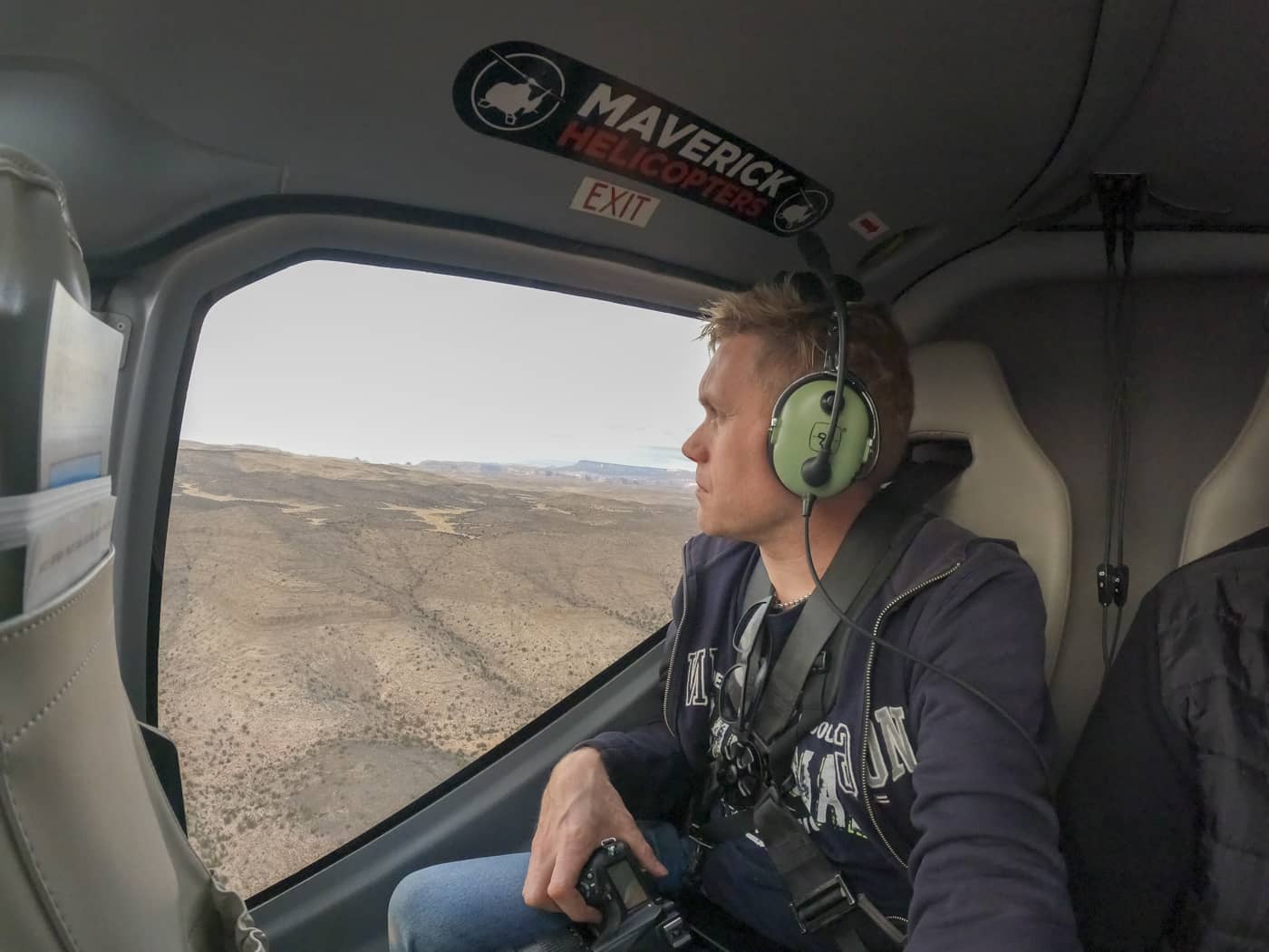 flyga helikopter över grand canyon