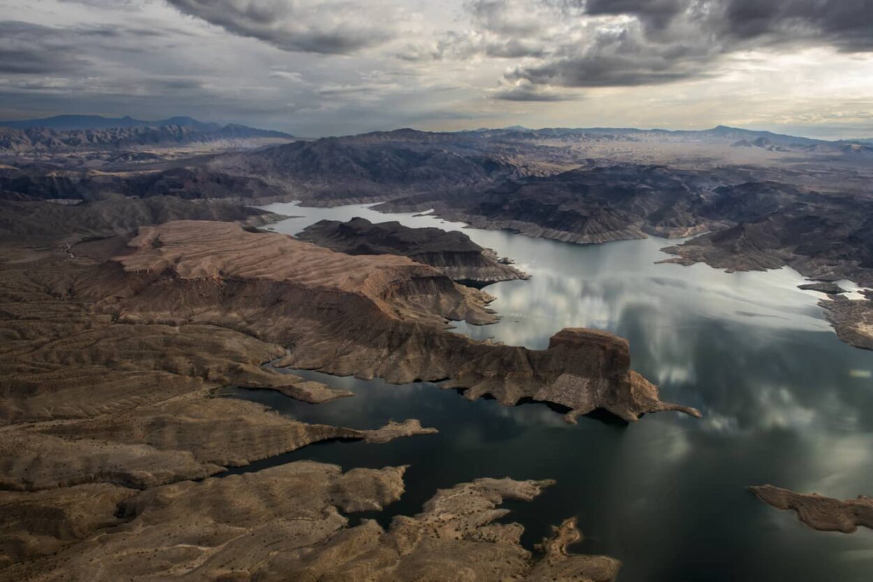 flyga helikopter över grand canyon